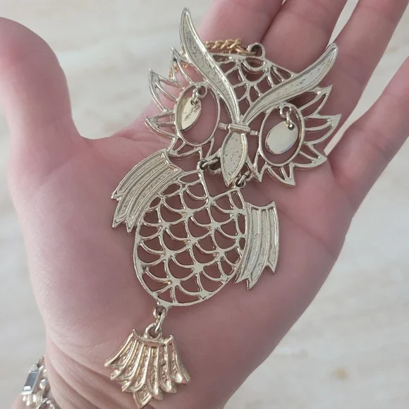 1980s XL Owl Necklace - Picture 3 of 7